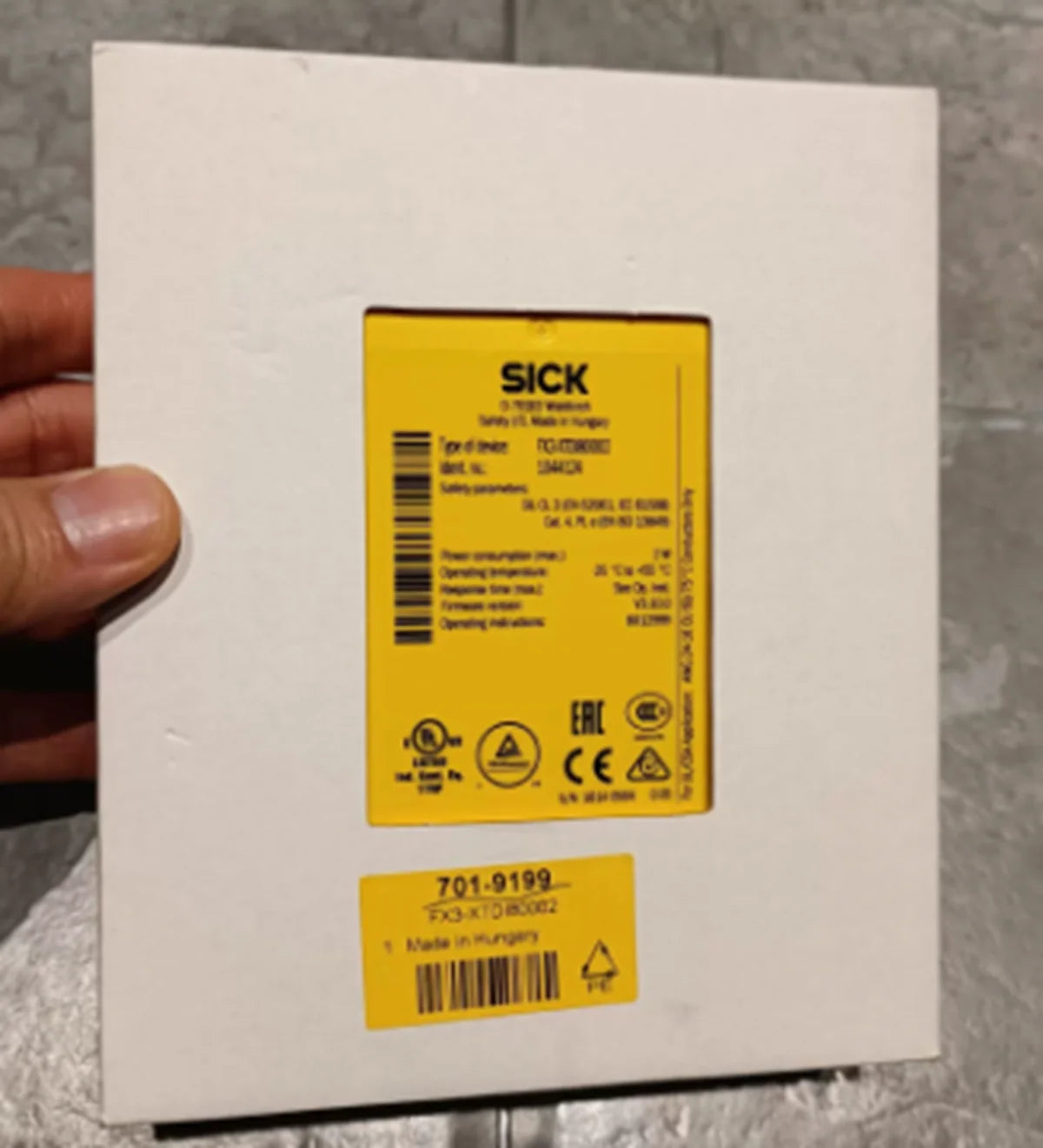 SICK FX3-XTDI80002 Safety Relay - SICK [3]