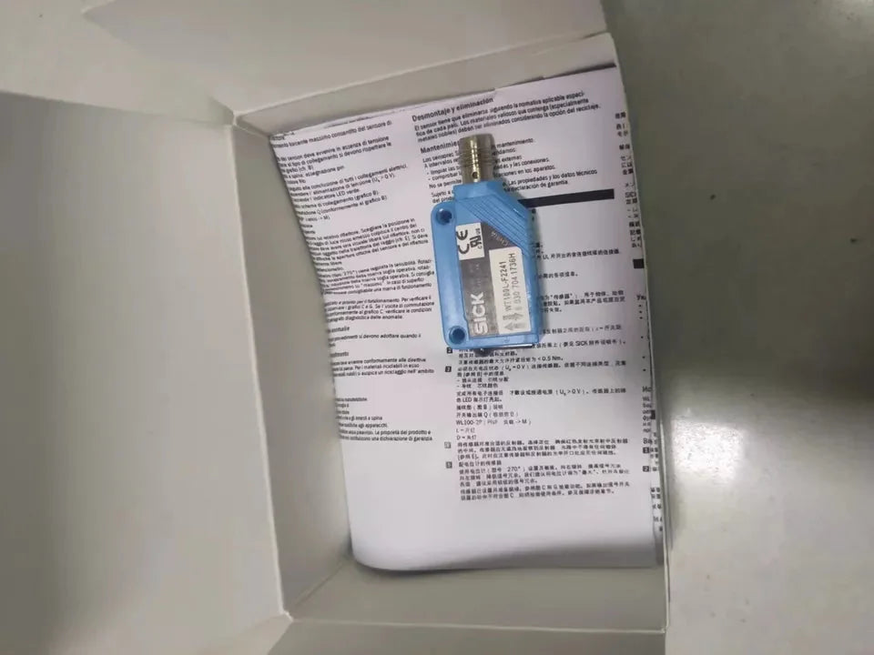 SICK WT100LF2241 | Photoelectric Switch | High-Quality Switching Solution - SICK [1]