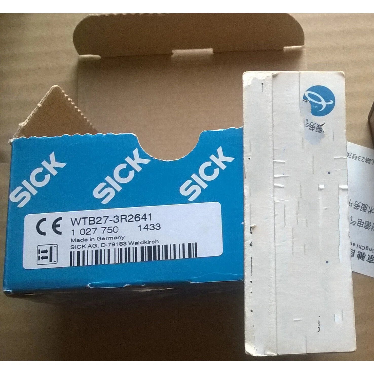 SICK WTB27-3R2641 Photoelectric Switch, 1 PC, 1-Year Warranty - SICK [2]