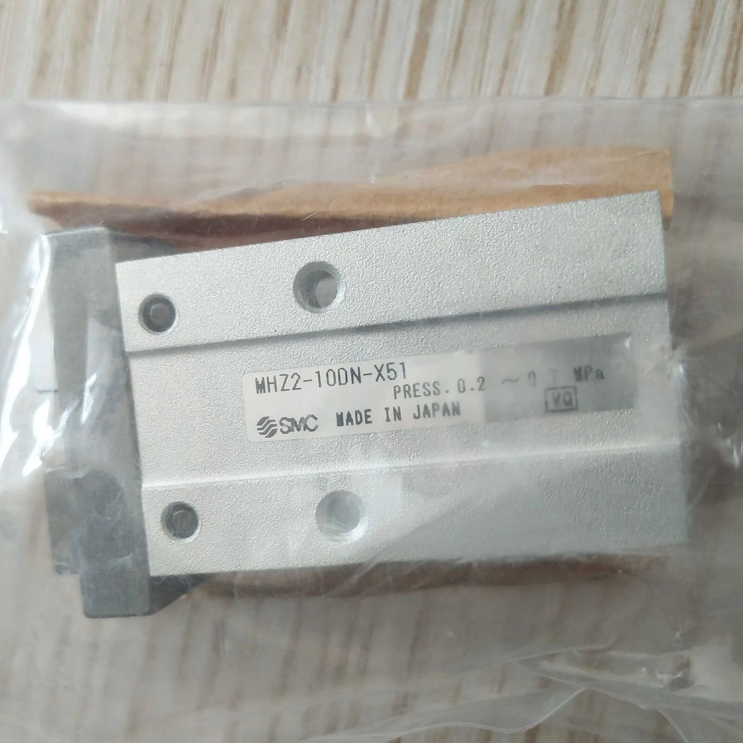 SMC Finger Gripper Cylinder MHZ2-10DN-X51 - SMC [3]
