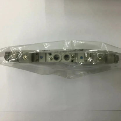SMC SY5220-5Y0-01F-Q Solenoid Valve 1PC - SMC [1]