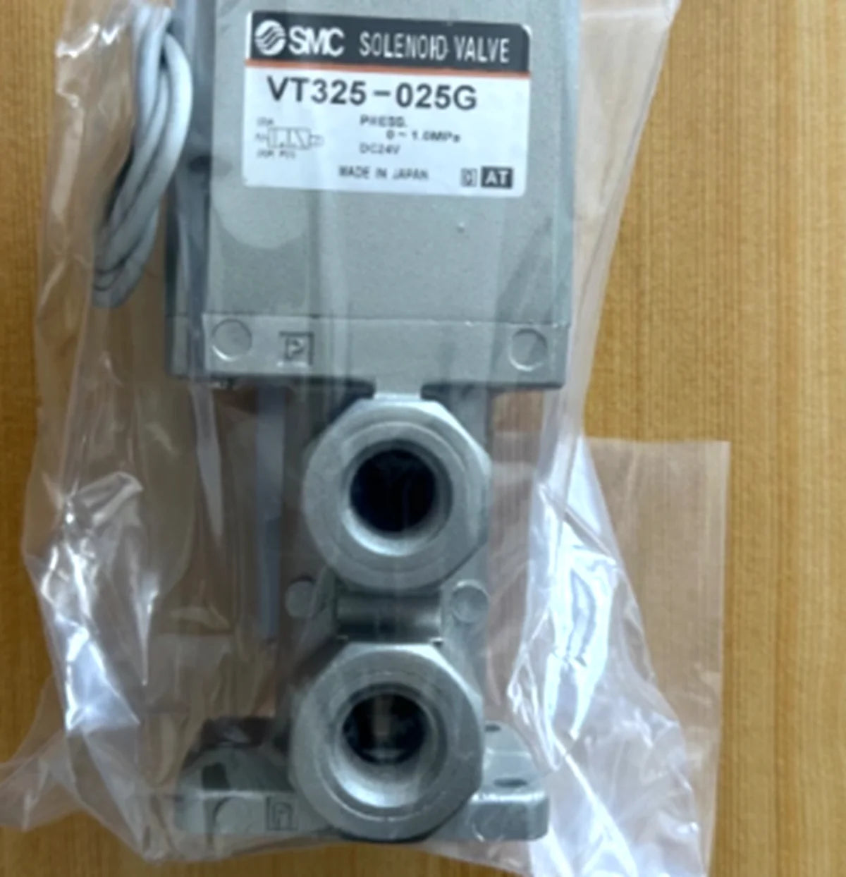 SMC VT315-025G Solenoid Valve - SMC [1]