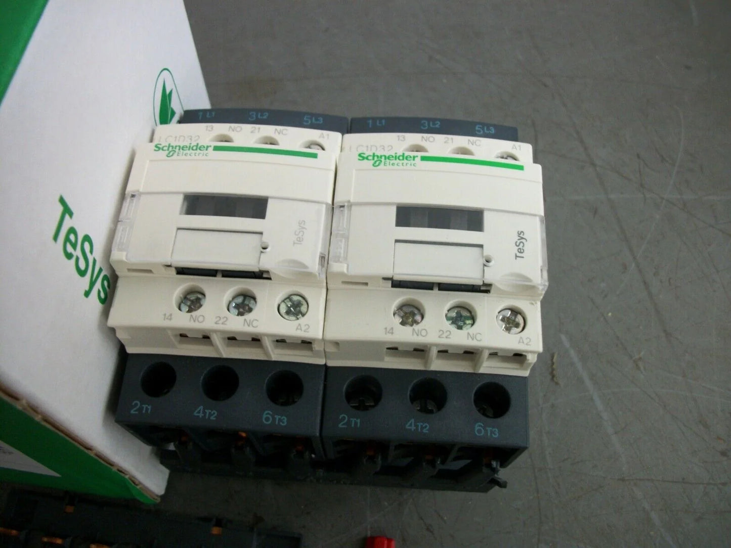 Schneider Electric LC2D32G7 Replacement Component NEW - SCHNEIDER ELECTRIC [3]
