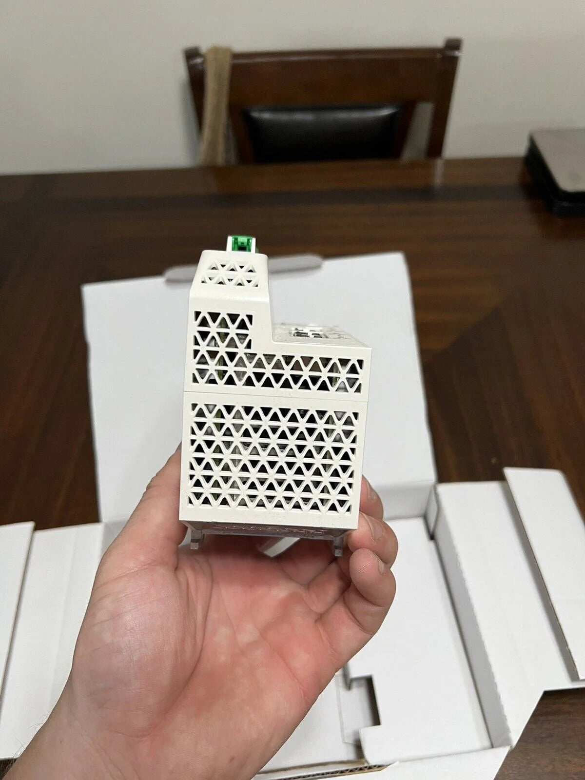 Schneider Electric Modicon BMEP582020 BRAND NEW - SCHNEIDER ELECTRIC [4]