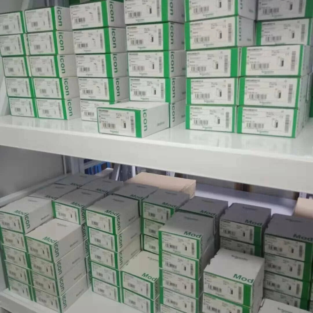 Schneider Momentum PLC Processor 171CCC76010 - SCHNEIDER ELECTRIC [3]