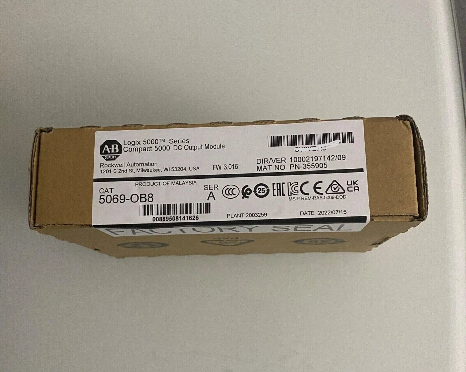 Sealed Allen-Bradley 5069-0B8 Compact DC Output Module - ALLEN-BRADLEY [1]