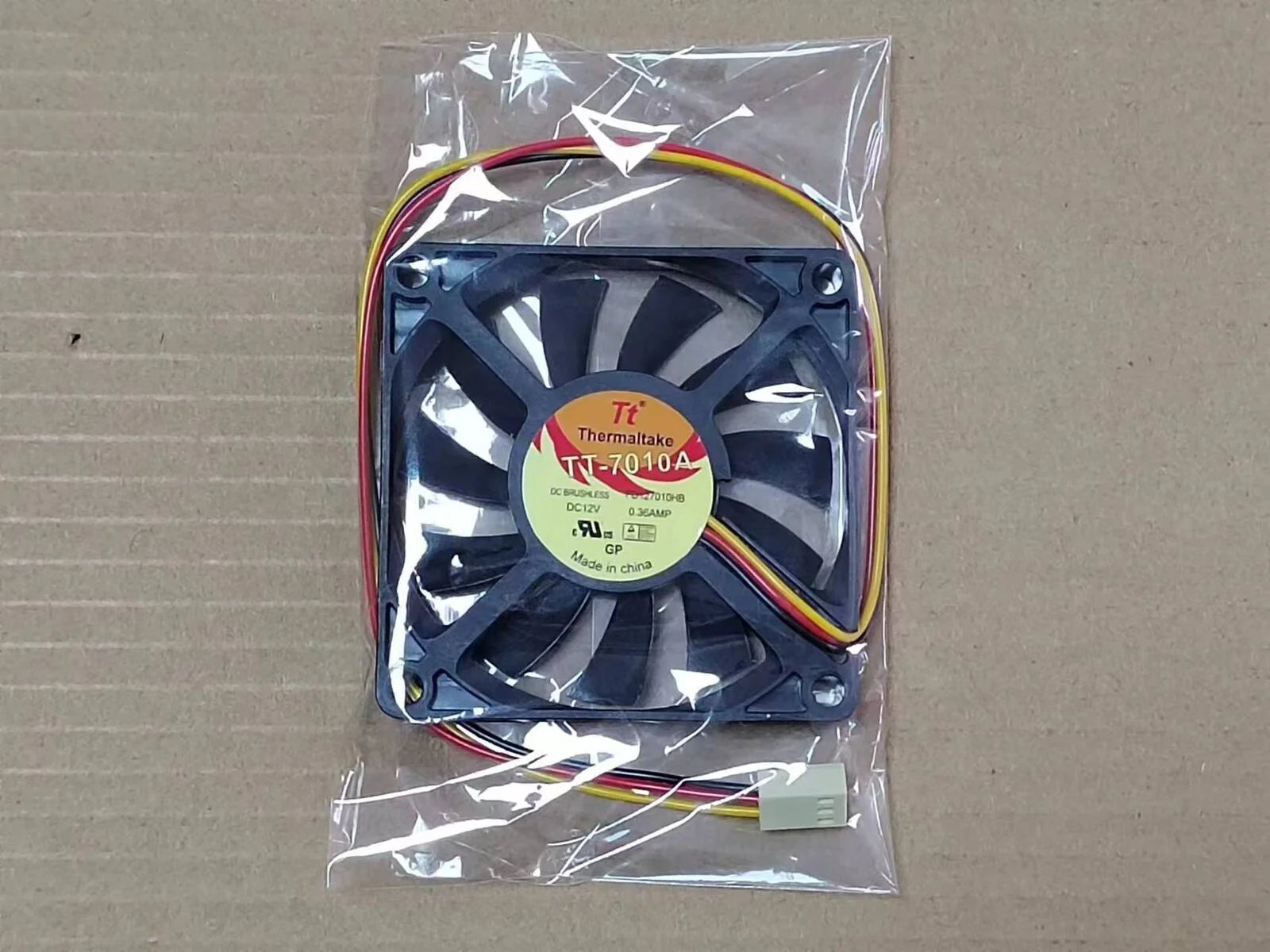 Thermaltake Fan TT-7010A 12V 0.36A 7CM 3-wire cooling fan - THERMALTAKE [4]
