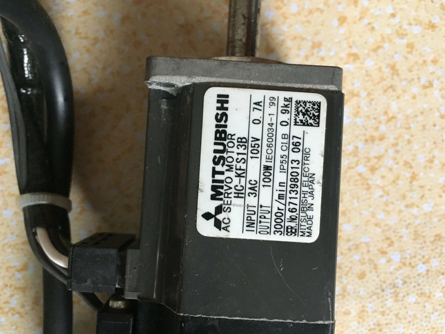 Used Mitsubishi HC-KFS13B AC Servo Motor - MITSUBISHI [3]
