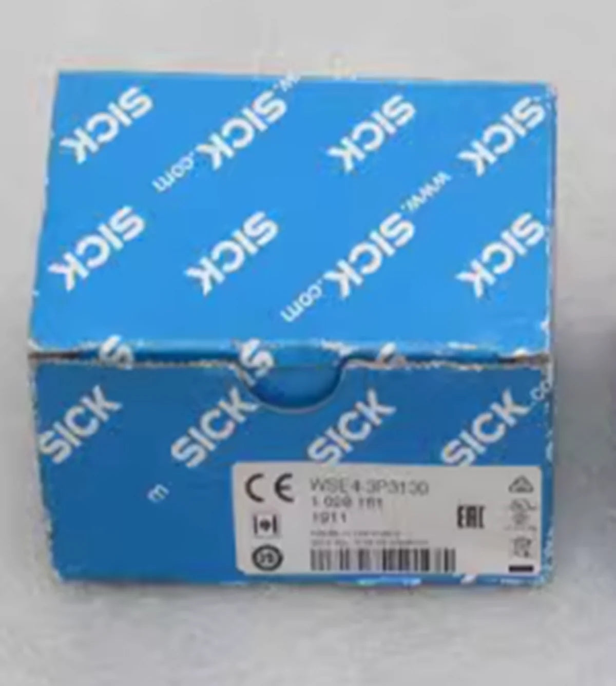 WSE4-3P3130 1028161 Photoelectric Sensor by SICK - SICK [1]