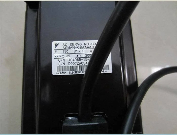 YASKAWA AC SERVO MOTOR SGMAH-08AAA4C - YASKAWA [2]