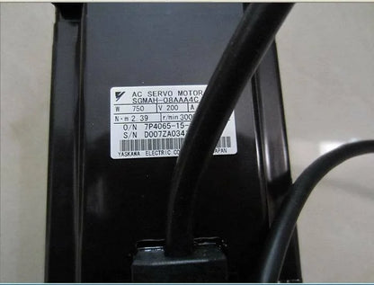 YASKAWA AC SERVO MOTOR SGMAH-08AAA4C - YASKAWA [2]