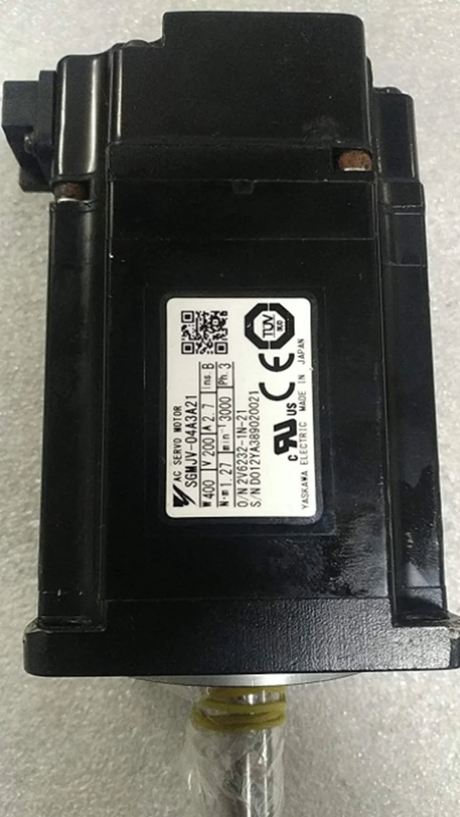 YASKAWA SGMJV-04A3A21 Servo Motor, High Performance Servo Motor for Industrial Automation, 200 RPM, 200V, 30A, 15kg Load, 200mm Mounting Height - YASKAWA [1]