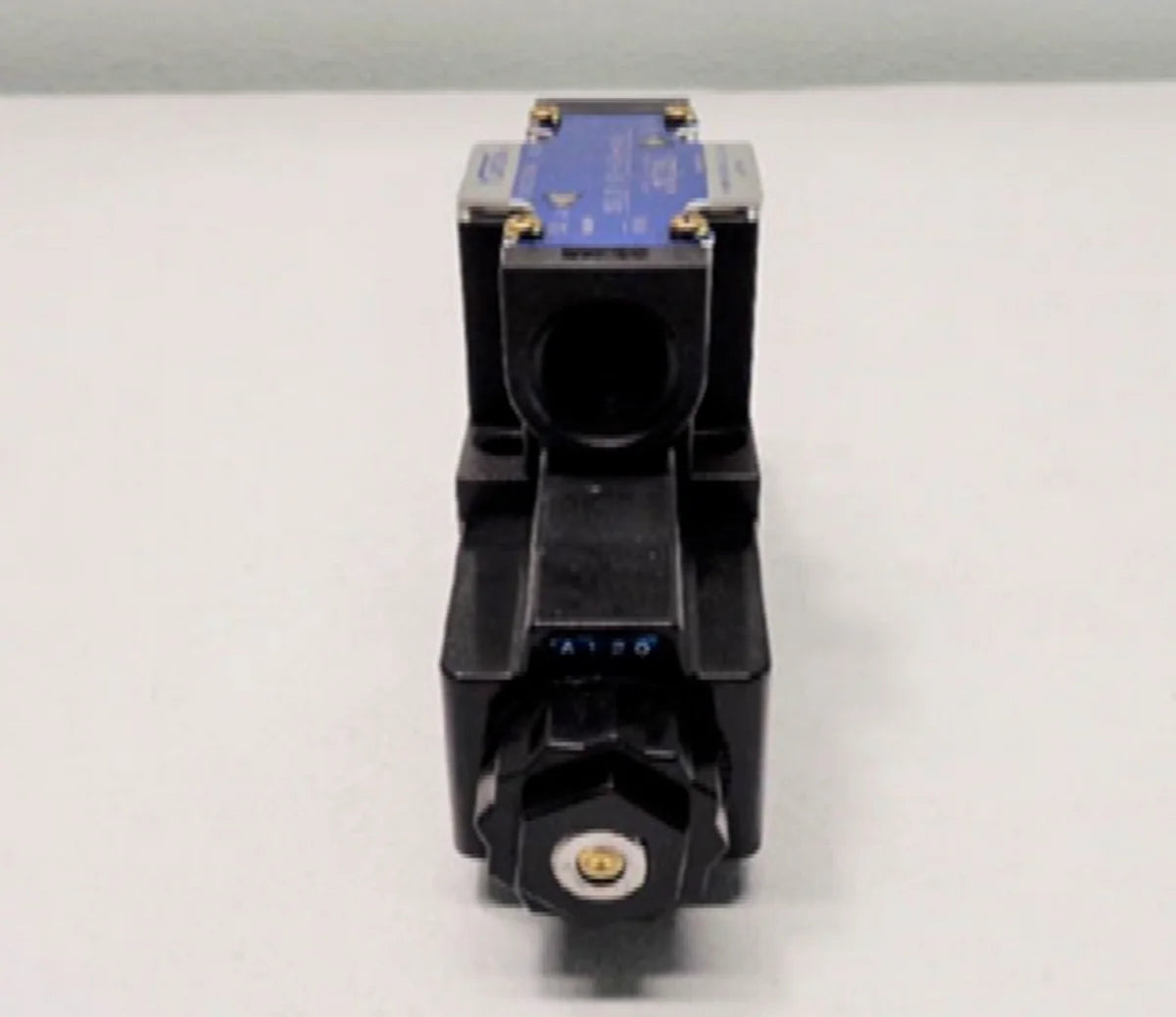 YUKEN DSG-01-3C60-A120-6090 Solenoid Directional Valve Optimize Flow Control Industrial Application - YUKEN [2]