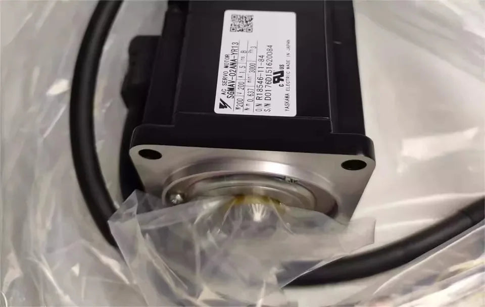 Yaskawa SGMAV02ANAYR13 Servo Motor - YASKAWA [3]