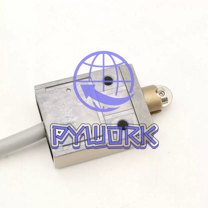 azbil 914CE2-3 travel switch [4]