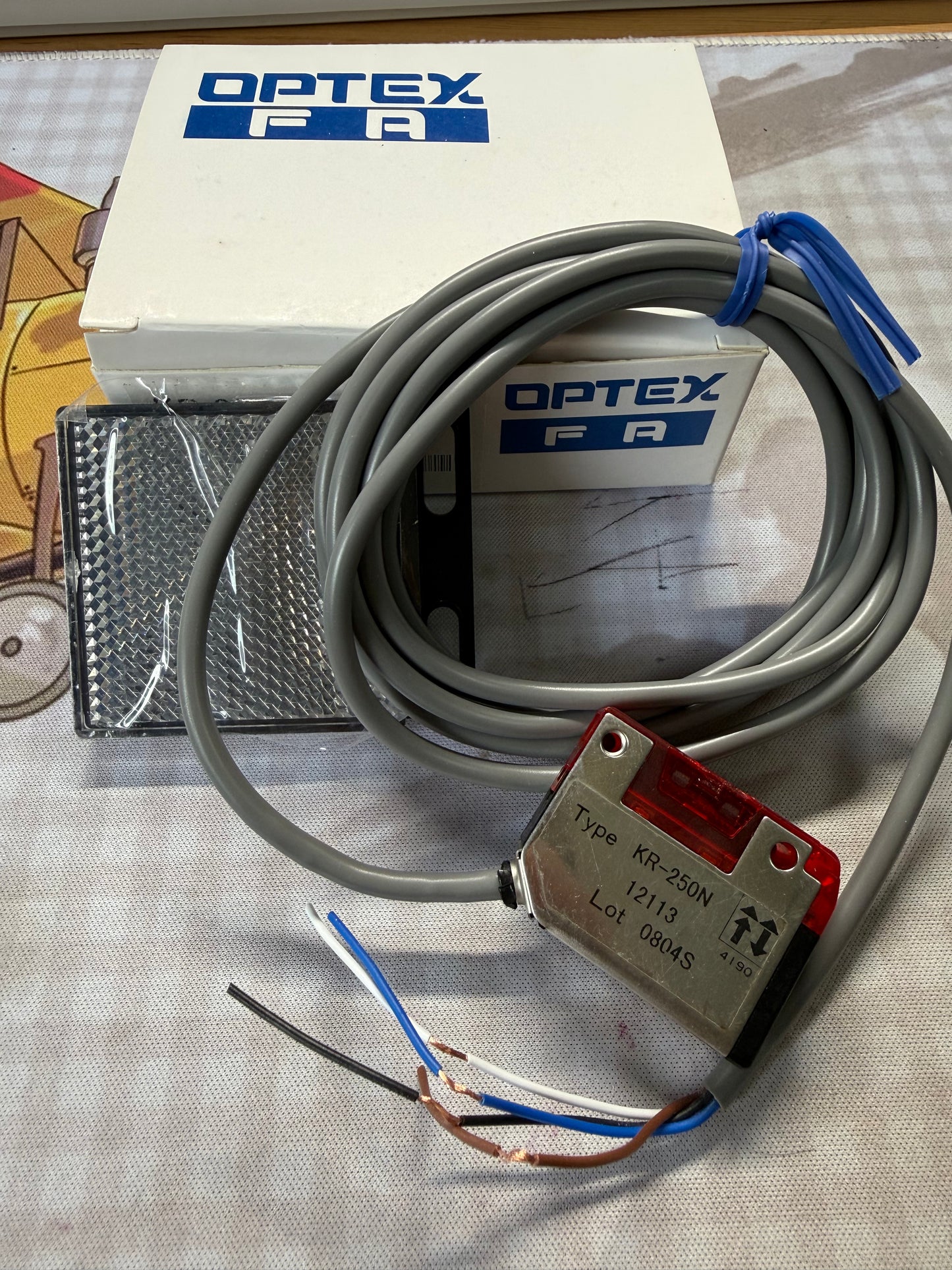 USED OPTEX KR-250N Photoelectric Sensor with High Precision Motion Detection