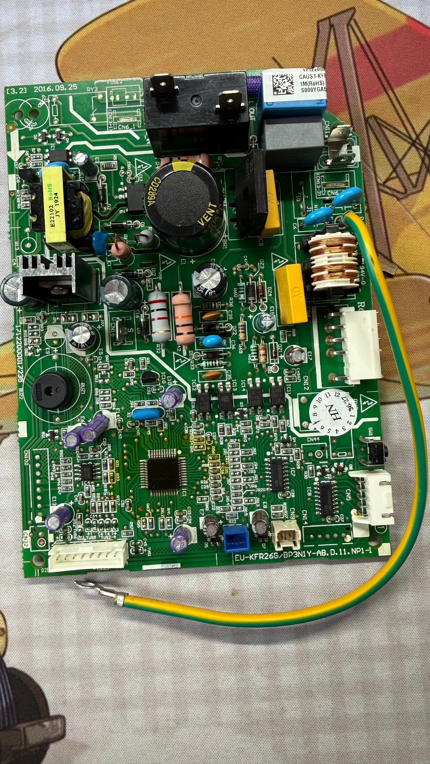 EU-KFR26G/BP3N1Y-AB.D.11.NP1-1 （17122000017235）For Midea Motherboard Control Board