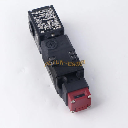 new 1PCS OMRON Safety Door Switch D4GL-4HFA-A - OMRON [7]