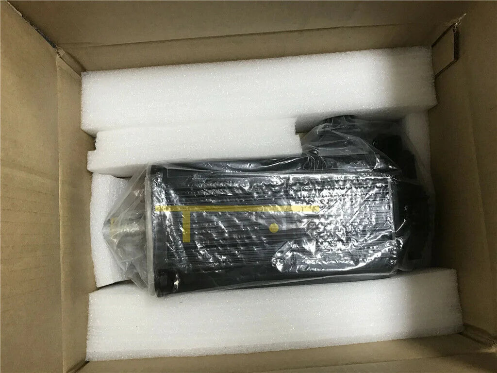 new 1PCS Yaskawa SGMS-50A6AB Servo Motor - YASKAWA [11]