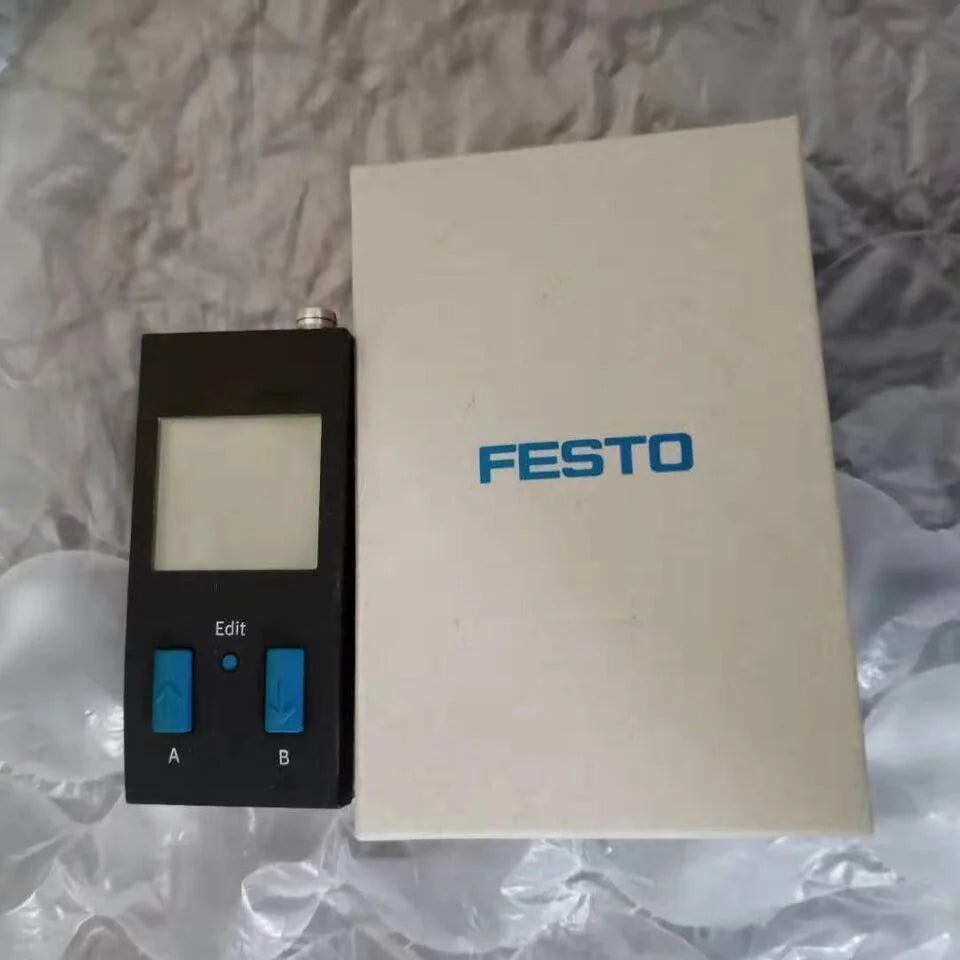 new 1PC Festo SDE1-D10-G2-MS6-L-PI-M12 Pressure Switch ping - FESTO [2]