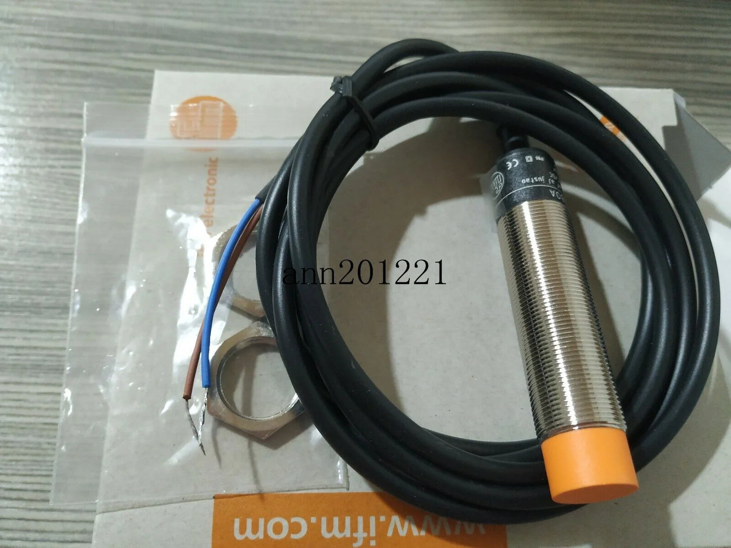 new 1PC IFM IG0012 proximity Switch - IFM [4]