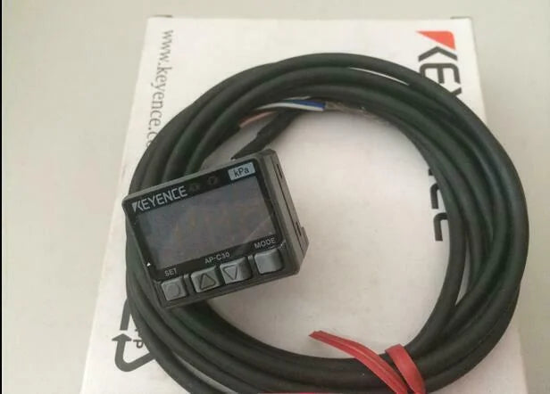 new 1PC Keyence AP-C33K Pressure Sensor In Box APC33K - KEYENCE [1]