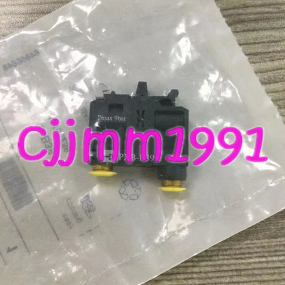 new 1PC NWE PXB-B391=PXB-B3911 PARKER PXB-B3911 - PARKER [1]