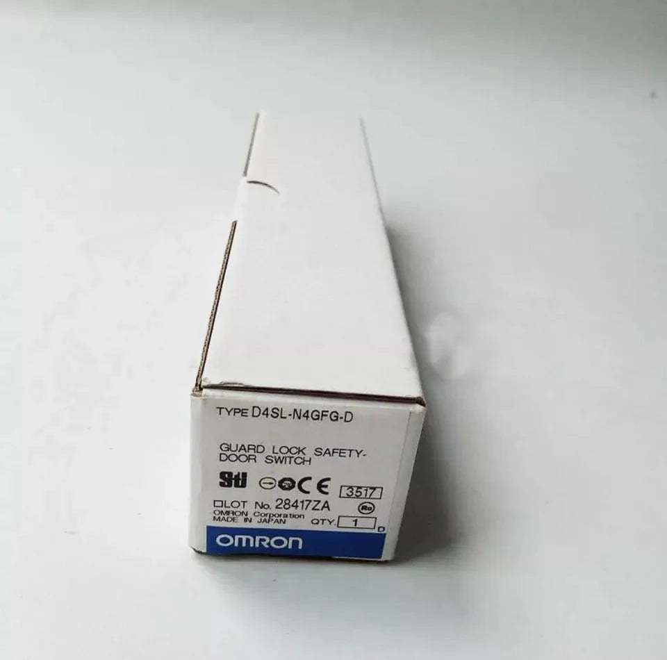 new 1PC Omron D4SL-N4GFG-D Safety Door Switch D4SLN4GFGD - OMRON [1]
