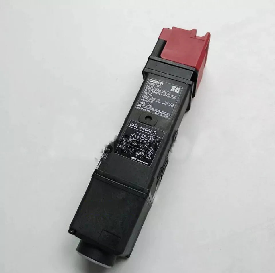 new 1PC Omron D4SL-N4GFG-D Safety Door Switch D4SLN4GFGD - OMRON [3]