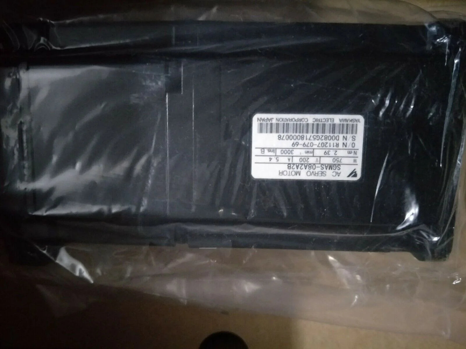 new 1PC YASKAWA AC SERVO MOTOR SGMAS-08A2A2B 08A2A2B In Box ping - YASKAWA [1]