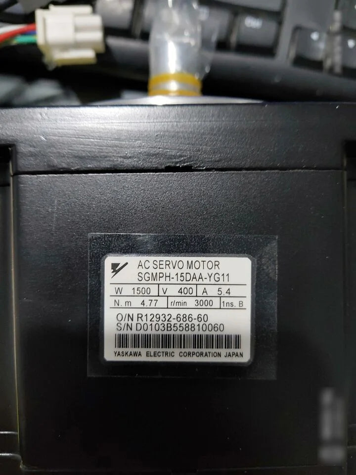 new 1PC Yaskawa SGMPH-15DAA-YG11 Servo Motor SGMPH15DAAYG11 ping - YASKAWA [1]