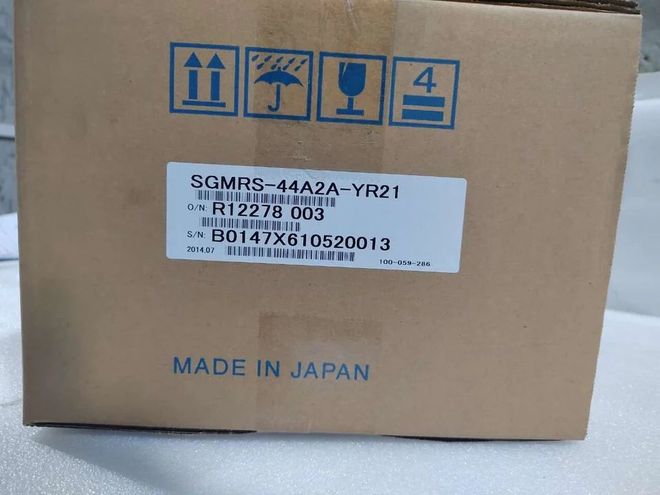 new 1PC Yaskawa SGMRS-44A2A-YR21 Servo Motor In Box ping - YASKAWA [3]
