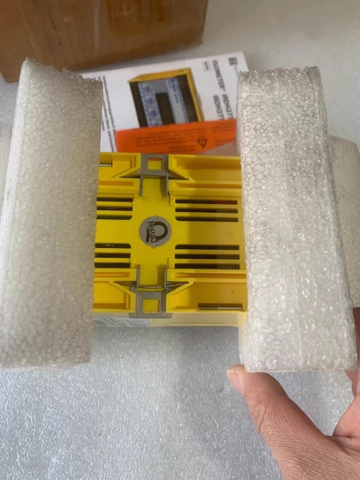 new 1pcs BENDER Insulation Detector IRDH275BM-727 - BENDER [6]