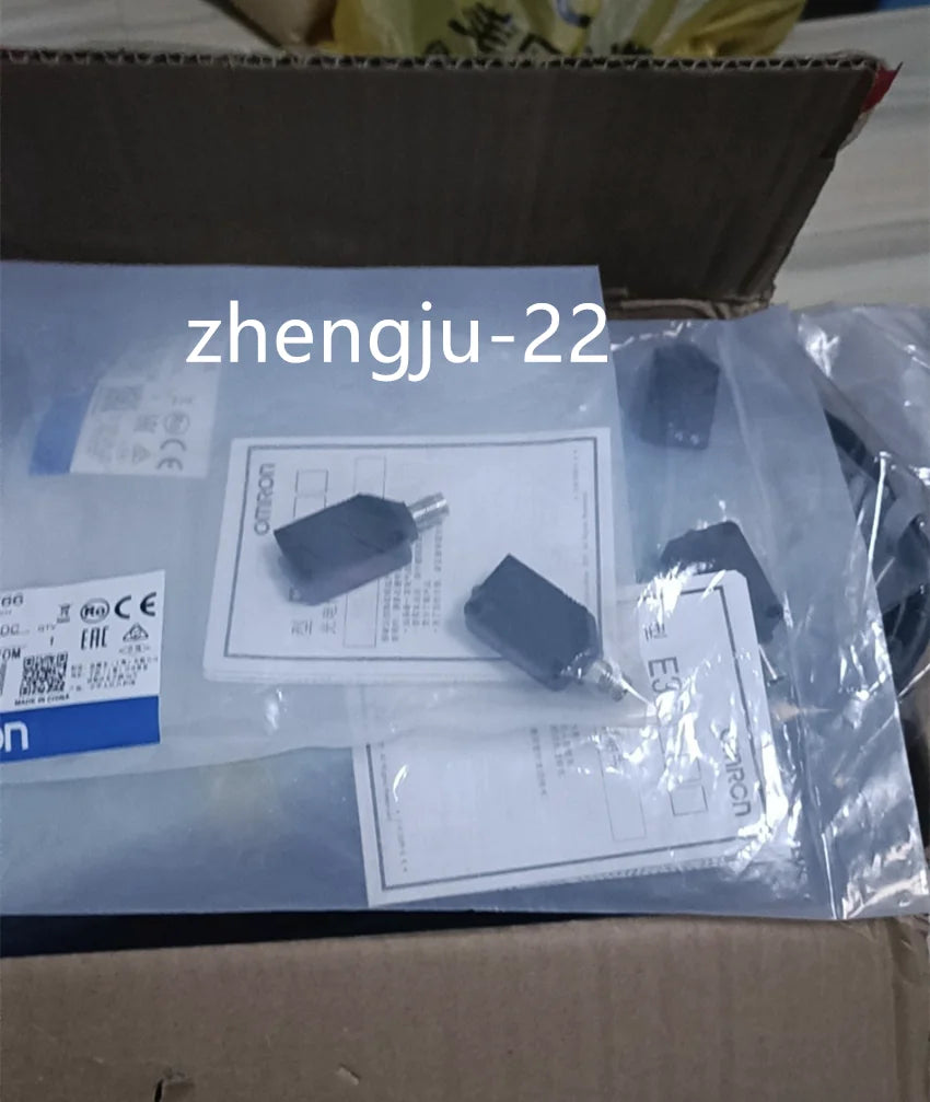 new 1pcs Omron E3Z-LT66 Fiber Optic Photoelectric Sensor Switch E3Z-LT66 - OMRON [2]