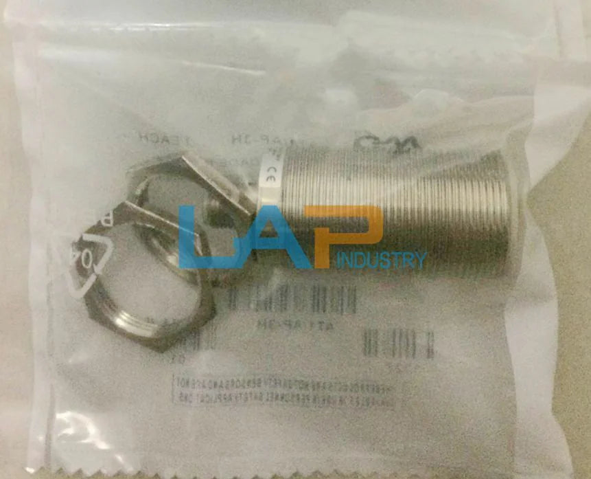 new For Micro Detectors Inductive Proximity Switch AT1/AP-3H 10-30VDC 200mA 15mm - MICRO DETECTORS [2]
