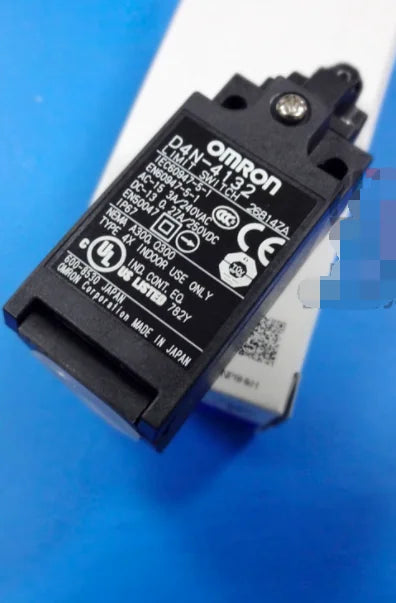 new OMRON D4N-4132 Limit Switch D4N4132 One - OMRON [1]