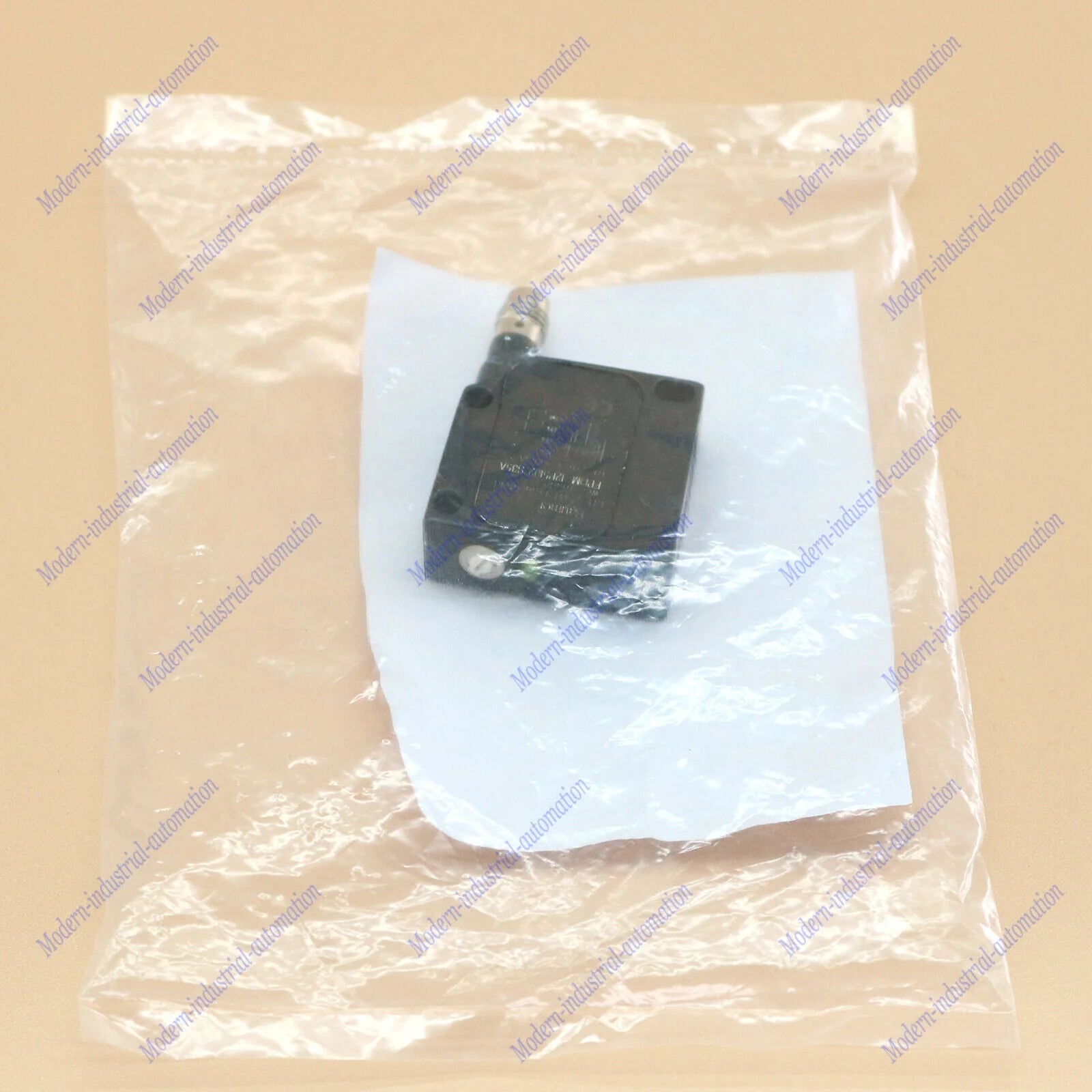 new ONE FPDM 12P5102/S35A Photoelectric Sensors FOR BAUMER - BAUMERS [2]
