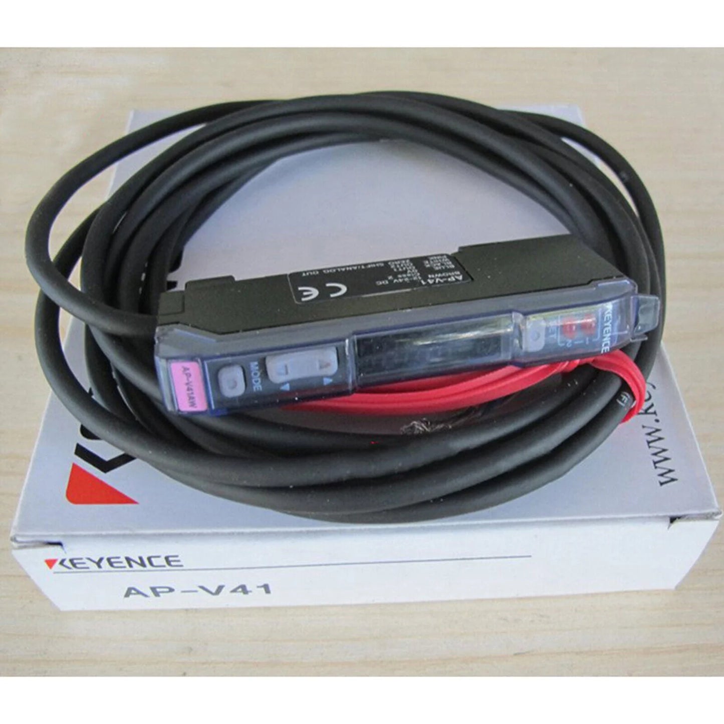 new ONE KEYENCE AP-V41 Laser Amplification Sensor - KEYENCE [2]