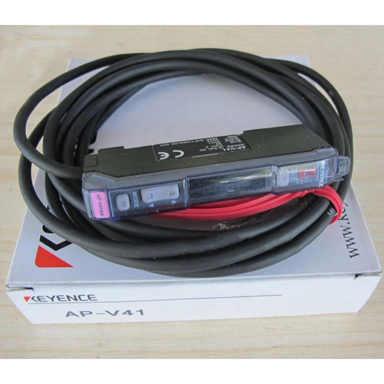 new ONE KEYENCE AP-V41 Laser Amplification Sensor - KEYENCE [2]