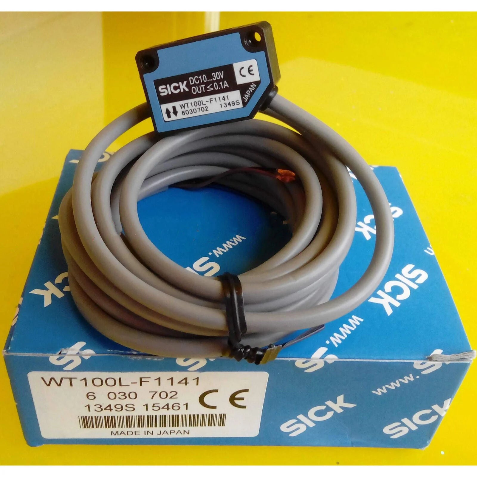 new ONE SICK photoelectric switch WT100L-F1141 - SICK [1]