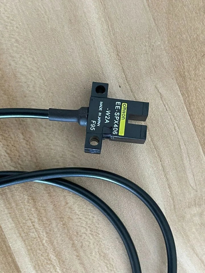 new Omron EE-SPX406-W2A Photoelectric Sensor One EESPX406W2A - OMRON [1]