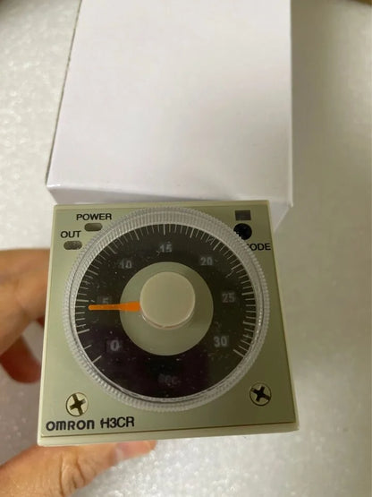 new Omron H3CR-A8 100-240VAC Timer One H3CRA8 - OMRON [3]