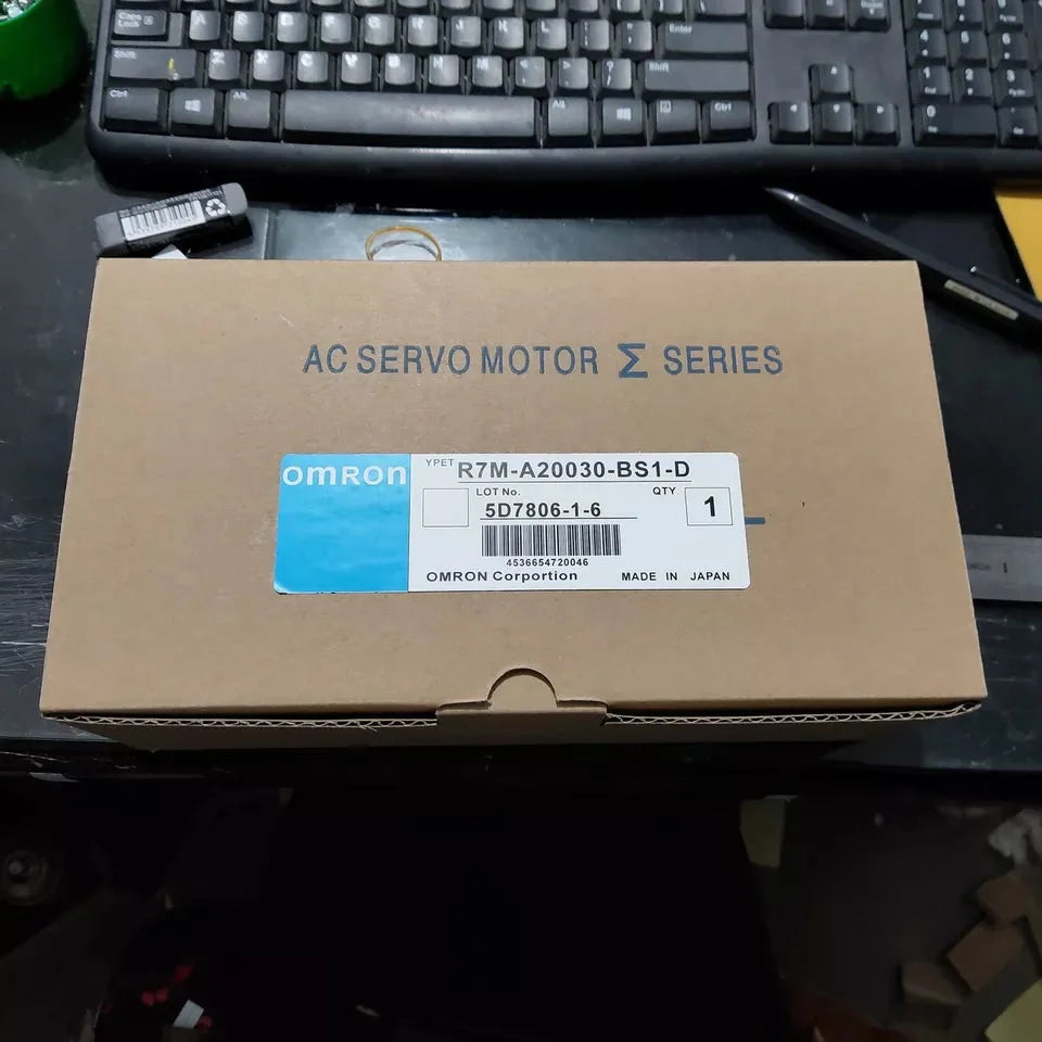 new Omron R7M-A20030-BS1-D Servo Motor One ping - OMRON [3]