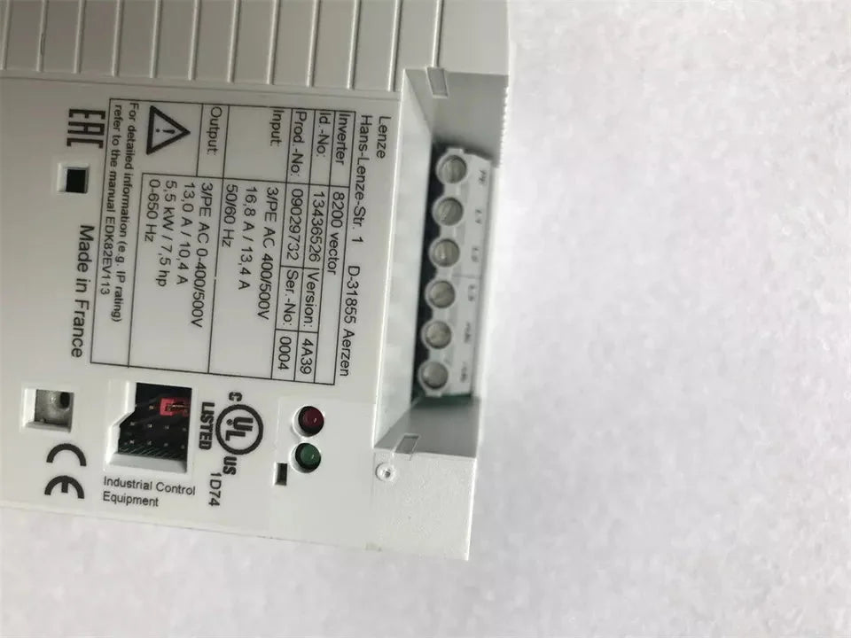 new One Lenze E82EV552K4C200 Inverter E82EV552_4C200 ping - LENZE [6]