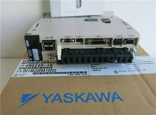 new One Yaskawa SGDV-R70A11B SGDVR70A11B Servo Drive In Box ping - YASKAWA [2]