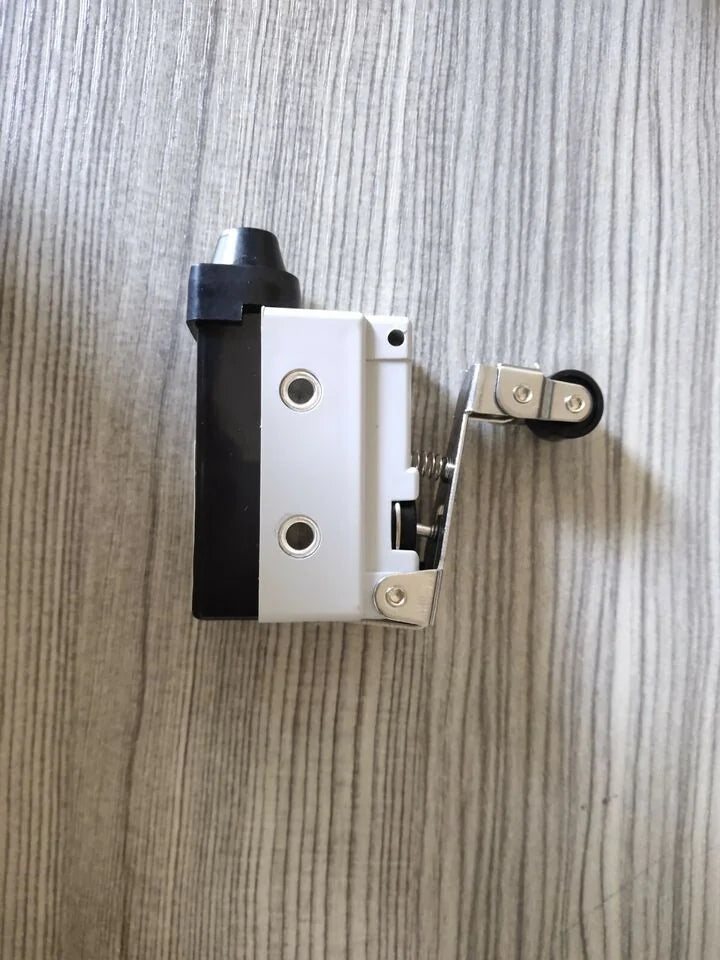 new Panasonic AZ7144 Limit Switch 1PC - PANASONIC [1]