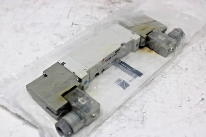 new SMC VQZ3251-5YZ1 Solenoid Valve - SMC [1]