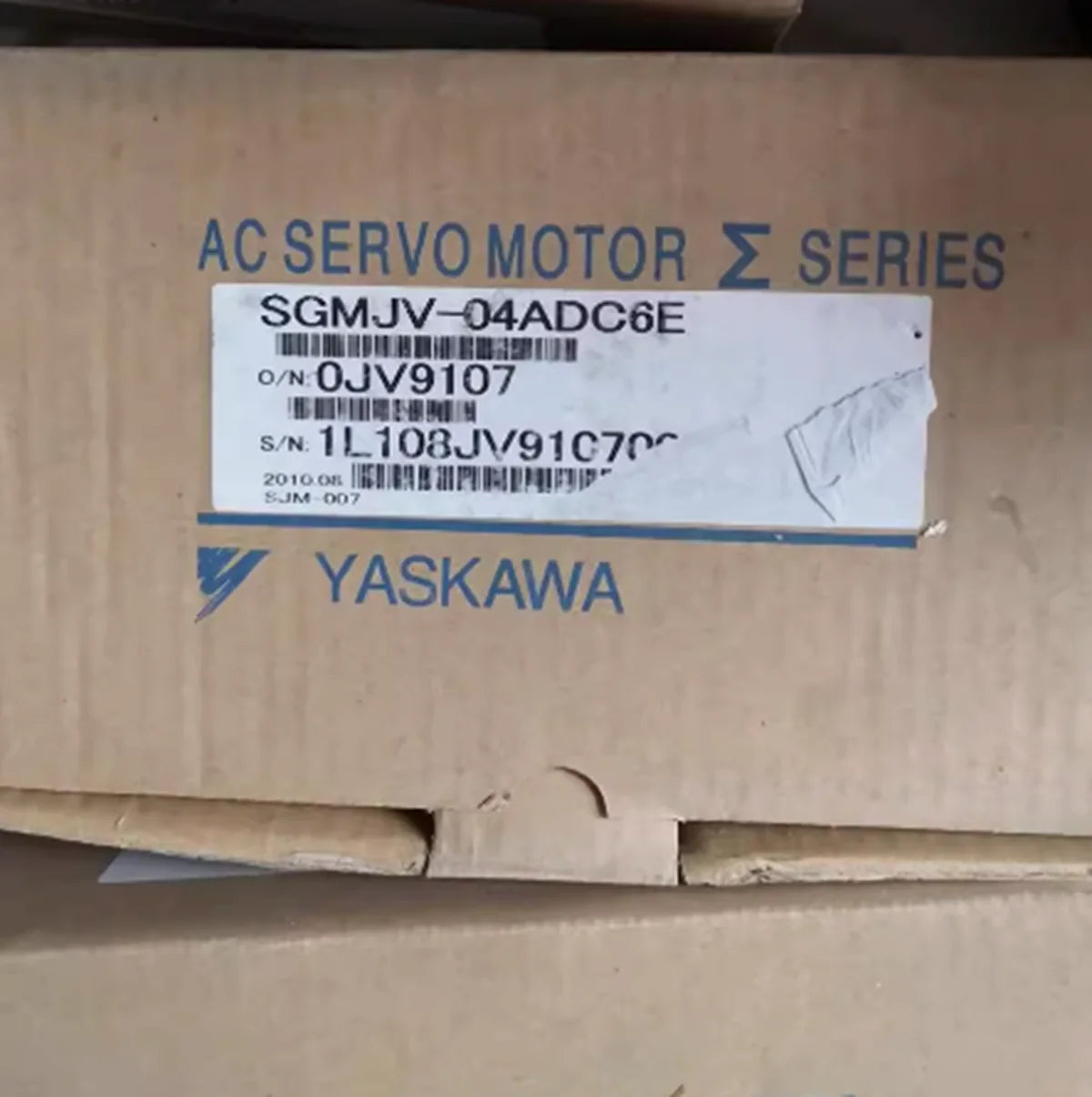 new YASKAWA AC SERVO MOTOR SGMJV-04ADC6E SGMJV04ADC6E - YASKAWA [1]