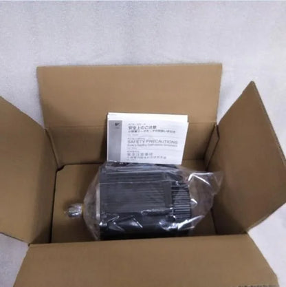 new YASKAWA SGMPH-02AAA4C 1PC Servo Motor In Box ping - YASKAWA [2]