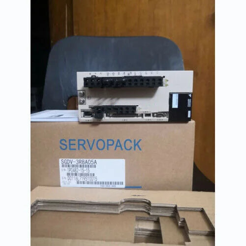 new Yaskawa SGDV-3R8A05A Servo Driver 1PC SGDV3R8A05A - YASKAWA [1]